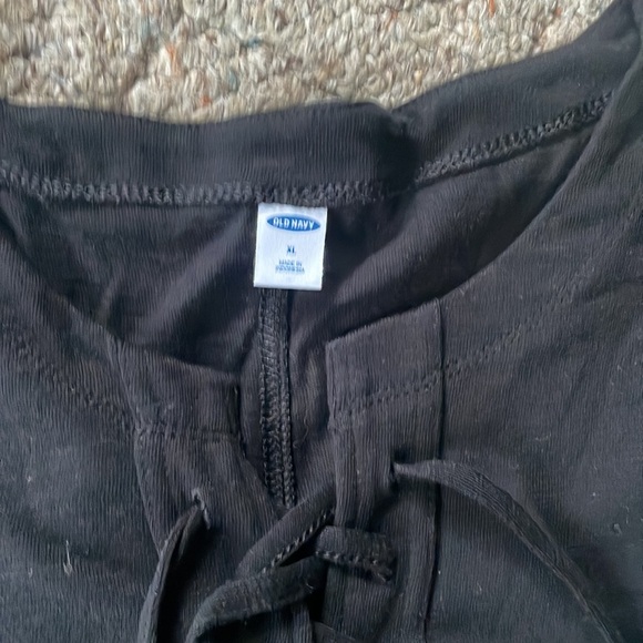 Tops - Picture 3 of 4